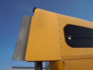 Used 2001 FREIGHTLINER ST120 Sleeper Fairing (Stock #21444)) Part Image