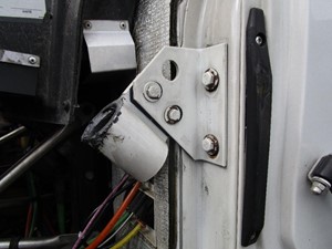 Used 2002 KENWORTH T2000 Bracket (Stock #48790)) Part Image