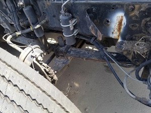 Used 2004 FREIGHTLINER COLUMBIA 120 Spring, Front Leaf Image