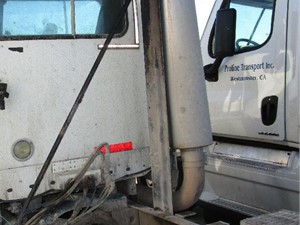 Used 2005 FREIGHTLINER COLUMBIA 120 Bracket (Stock #67258)) Part Image