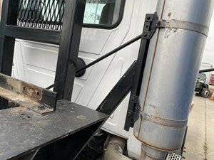 Used 2005 MACK CXN613 Bracket (Stock #78163)) Part Image