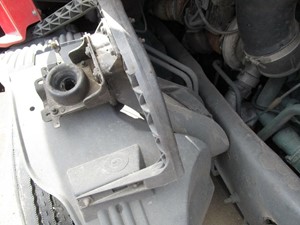 Used 2005 VOLVO VNL Bracket (Stock #53829)) Part Image