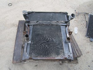 Used 2006 FORD F650 Cooling Assembly (Stock #64646)) Part Image