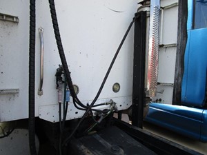 Used 2006 FREIGHTLINER COLUMBIA 120 Bracket (Stock #61825)) Part Image