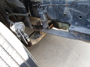 Used 2006 FREIGHTLINER COLUMBIA 120 Spring, Front Leaf Image