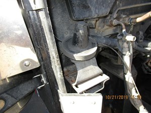 Used 2007 FREIGHTLINER FLD132 XL CLASSIC Bracket (Stock #75395)) Part Image