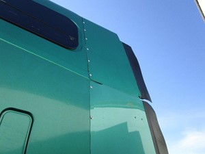 Used 2007 FREIGHTLINER ST120 Sleeper Fairing Image