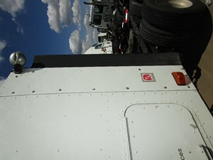 Used 2007 INTERNATIONAL 9400I Sleeper Fairing (Stock #83111)) Part Image