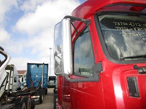 Used 2007 VOLVO VNL Mirror Image