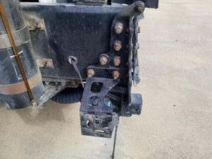 Used 2008 VOLVO VNL Bracket (Stock #66128)) Part Image