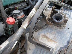 Used 2008 VOLVO VNL Bracket (Stock #61370)) Part Image
