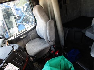 Used 2008 VOLVO VNL Cab (Stock #61419)) Part Image