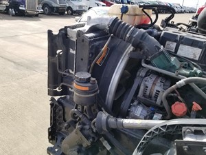 Used 2008 VOLVO VNL Cooling Assembly (Stock #66140)) Part Image