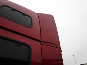 Used 2009 VOLVO VNL Sleeper Fairing (Stock #59342)) Part Image