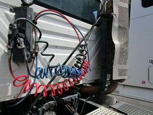 Used 2010 INTERNATIONAL Prostar Bracket (Stock #62520)) Part Image