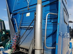 Used 2011 VOLVO Muffler Shield (Stock #54682)) Part Image