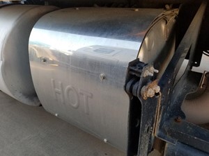 Used 2011 VOLVO Muffler (Stock #77019)) Part Image