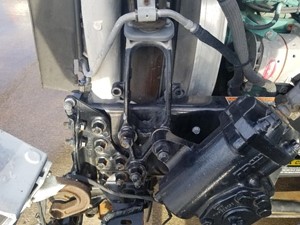 Used 2011 VOLVO VNL Bracket (Stock #67138)) Part Image