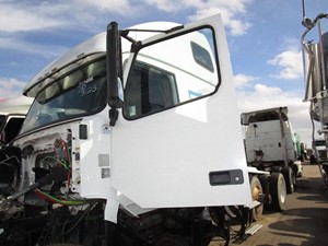Used 2012 VOLVO VNL Door (Stock #81141)) Part Image