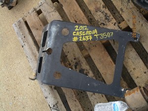 Used 2013 FREIGHTLINER CASCADIA 125 Bracket (Stock #T3507)) Part Image