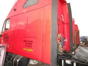 Used 2013 KENWORTH T700 Sleeper Fairing (Stock #81001)) Part Image