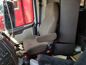 Used 2013 VOLVO VNL Cab (Stock #72030)) Part Image