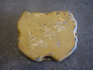 Used CAT 3412 Valve Cover (Stock #81038)) Part Image