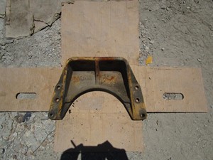 Used CAT Bracket (Stock #61608)) Part Image