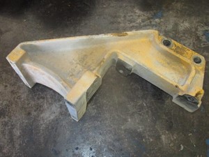 Used CAT Bracket (Stock #76518)) Part Image
