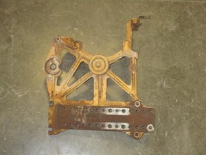 Used CAT Bracket (Stock #69673)) Part Image