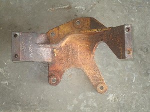 Used CAT Bracket Image