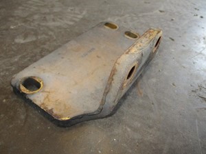 Used CAT Bracket (Stock #79039)) Part Image