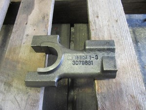 Used CUMMINS ISM Rocker Arm (Stock #64734)) Part Image