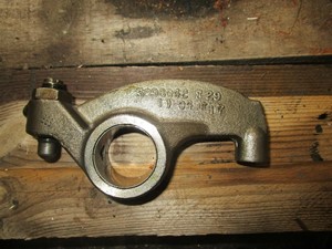 Used CUMMINS ISM Rocker Arm (Stock #64737)) Part Image