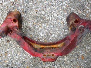 Used CUMMINS Engine Mount (Stock #46484)) Part Image