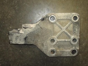 Used CUMMINS Engine Mount (Stock #71624)) Part Image