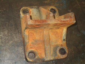 Used CUMMINS Engine Mount (Stock #75124)) Part Image