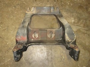 Used CUMMINS Engine Mount (Stock #77272)) Part Image