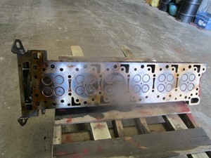 Used DETROIT DD15 Head Image