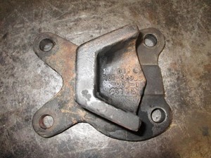Used DETROIT Engine Mount Image