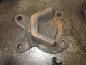 Used DETROIT Engine Mount (Stock #73895)) Part Image