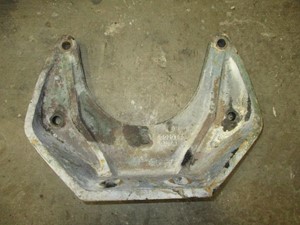 Used DETROIT Engine Mount Image