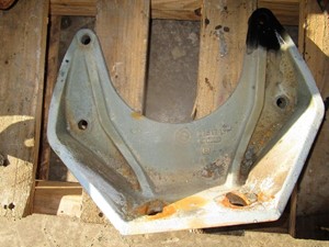 Used DETROIT Engine Mount (Stock #76096)) Part Image