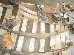 Used FORD Spring, Front Leaf (Stock #73580)) Part Image