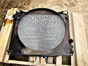 Used FREIGHTLINER CENTURY Radiator (Stock #44918)) Part Image