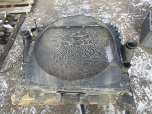 Used FREIGHTLINER COLUMBIA Radiator (Stock #59675)) Part Image