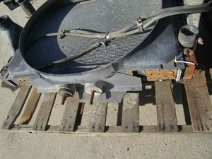Used FREIGHTLINER COLUMBIA Radiator (Stock #68076)) Part Image