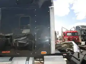Used 2006 FREIGHTLINER COLUMBIA 120 Sleeper Fairing (Stock #94858)) Part Image