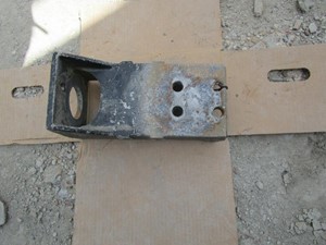 Used FREIGHTLINER FLD120 Bracket (Stock #61589)) Part Image
