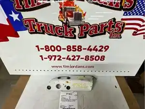 Used FREIGHTLINER Bracket Image